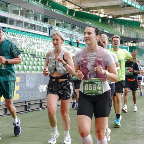 13.09.2026 - 21. swb-Marathon Bremen Michael Burmester http://msf.ph/oto/10420661 13.09.2026 13:21:43 Laufen im Stadion 128, 258, 343, 351, 423, 441, 601, 620, 704, 782, 851, 1060, 1094, 1158, 1177, 1316, 1344, 1417, 1439, 1446, 1518, 1657, 1669, 1676, 1697, 1729, 1808, 1846, 1883, 2010, 2064, 2139, 2201, 2258, 2278, 2290, 2349, 2394, 2395, 2414, 2417, 2437, 2501, 2519, 2551, 2588, 2619, 2632, 2652, 2660, 2685, 2711, 2736, 2793, 2828, 2886, 2954, 2964, 2995, 3004, 3010, 3017, 3018, 3022, 3034, 3035, 3036, 3037, 3070, 3074, 3102, 3139, 3144, 3225, 3351, 3682, 3784, 4020, 1506 meine-sportfotos.de