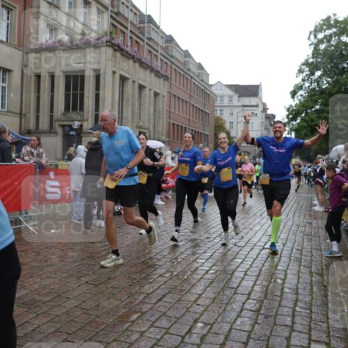 13.09.2026 - Kiel Lauf Yannick Fuchs http://msf.ph/oto/10420666 13.09.2026 10:53:07 Ziel 127, 1071, 3104, 3153, 3173, 3500, 3587, 3657, 5642, 5643, 5924, 6015, 6055, 6104, 6161, 6374, 6695, 6777, 7139, 7596, 7869, 8483, 8518, 8905, 9126, 9749, 10721, 11074, 11282, 11919, 11988, 12217, 12405, 12844, 154, 158, 172, 398, 1083, 1426, 1433, 1474, 1486, 1535, 1550, 1634, 1812, 1837, 2069, 2089, 2735, 3050, 3054, 3059, 3431, 3452, 3514, 3778, 3853, 3875, 4570, 5329, 5710, 5838, 6201, 7017, 7596, 7883, 8516, 8580, 8863, 8935, 475 meine-sportfotos.de