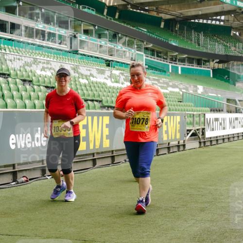 13.09.2026 - 21. swb-Marathon Bremen Michael Burmester http://msf.ph/oto/10420678 13.09.2026 10:44:24 Laufen im Stadion 10002, 10004, 10005, 10176, 10191, 10192, 10271, 10295, 10325, 10335, 10344, 10402, 10459, 10474, 10513, 10568, 10572, 10605, 10606, 10629, 10679, 10713, 10756, 10779, 10882, 10899, 10900, 10979, 10997, 10999, 11081, 11217, 11233, 11264, 11274, 11307, 11333, 11337, 11355, 11385, 11408, 11448, 11456, 11461, 11482, 11495, 11629, 11808, 11932, 11943, 12057, 12151, 12224, 12226, 12311, 12321, 12334 meine-sportfotos.de