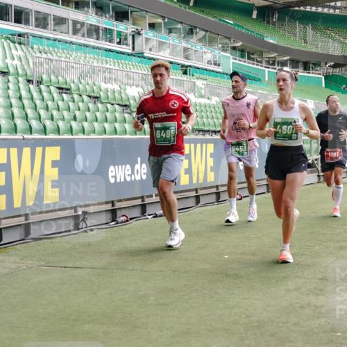 13.09.2026 - 21. swb-Marathon Bremen Michael Burmester http://msf.ph/oto/10420706 13.09.2026 12:58:58 Laufen im Stadion 141, 148, 191, 226, 232, 334, 511, 672, 745, 789, 790, 909, 972, 1080, 1119, 1166, 1191, 1199, 1281, 1516, 1535, 1642, 1647, 1752, 1881, 1931, 1933, 2046, 2210, 2289, 2343, 2367, 2371, 2397, 2423, 2425, 2570, 2577, 2771, 2806, 2807, 2827, 2885, 2899, 2903, 2953, 2961, 2979, 3015, 3021, 3098, 3120, 3124, 3138, 3148, 3182, 3186, 3190, 3233, 3319, 3338, 3435, 3516, 3531, 3534, 3560, 3652, 3655, 3685, 3695, 3933, 3934, 205 meine-sportfotos.de