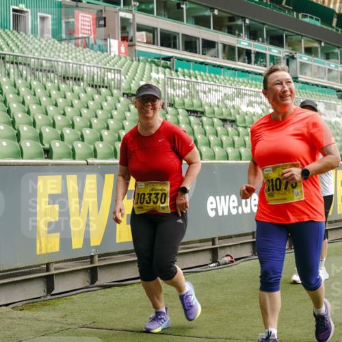 13.09.2026 - 21. swb-Marathon Bremen Michael Burmester http://msf.ph/oto/10420727 13.09.2026 10:44:25 Laufen im Stadion 10002, 10004, 10005, 10176, 10191, 10192, 10271, 10295, 10325, 10335, 10344, 10402, 10459, 10474, 10513, 10568, 10605, 10606, 10629, 10679, 10713, 10756, 10779, 10882, 10899, 10900, 10979, 10997, 10999, 11081, 11217, 11233, 11264, 11274, 11307, 11333, 11337, 11355, 11385, 11408, 11448, 11456, 11461, 11482, 11495, 11629, 11808, 11932, 11943, 12057, 12151, 12224, 12226, 12311, 12321, 12334 meine-sportfotos.de