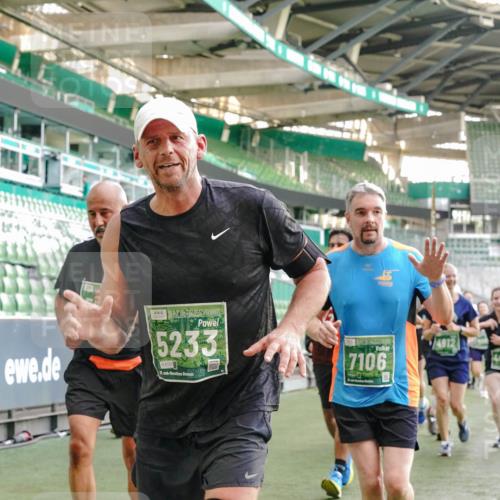 13.09.2026 - 21. swb-Marathon Bremen Michael Burmester http://msf.ph/oto/10420742 13.09.2026 13:21:46 Laufen im Stadion 128, 258, 343, 351, 423, 441, 571, 601, 620, 704, 782, 851, 1060, 1094, 1157, 1158, 1177, 1316, 1344, 1417, 1439, 1518, 1657, 1669, 1676, 1697, 1729, 1808, 1846, 1883, 2010, 2064, 2139, 2201, 2258, 2278, 2290, 2394, 2395, 2414, 2417, 2437, 2501, 2519, 2551, 2588, 2619, 2632, 2652, 2660, 2685, 2711, 2736, 2793, 2828, 2886, 2954, 2964, 2995, 3004, 3010, 3017, 3018, 3022, 3034, 3035, 3036, 3037, 3070, 3074, 3102, 3139, 3144, 3225, 3351, 3682, 3784, 4020, 1506 meine-sportfotos.de