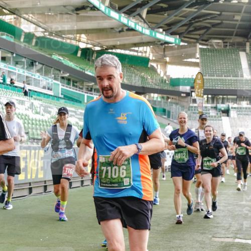 13.09.2026 - 21. swb-Marathon Bremen Michael Burmester http://msf.ph/oto/10420774 13.09.2026 13:21:47 Laufen im Stadion 128, 258, 343, 351, 423, 441, 571, 601, 620, 704, 782, 851, 1060, 1094, 1157, 1158, 1177, 1316, 1344, 1417, 1439, 1518, 1657, 1669, 1676, 1697, 1729, 1808, 1846, 1883, 2010, 2064, 2139, 2201, 2258, 2278, 2290, 2394, 2395, 2414, 2417, 2437, 2501, 2519, 2551, 2588, 2619, 2632, 2652, 2660, 2685, 2711, 2736, 2793, 2828, 2886, 2954, 2964, 2995, 3004, 3010, 3017, 3018, 3022, 3034, 3035, 3036, 3037, 3070, 3074, 3102, 3139, 3144, 3225, 3351, 3682, 3784, 4020, 1506 meine-sportfotos.de