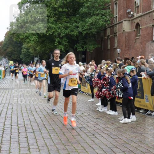 13.09.2026 - Kiel Lauf Yannick Fuchs http://msf.ph/oto/10420857 13.09.2026 09:42:46 Ziel 142, 762, 3827, 4322, 8532, 8870, 9311, 9519, 9592, 9706, 11721, 12678, 133, 445, 771, 1045, 1777, 2608, 2914, 2955, 2977, 3357, 3676, 4548, 5105, 5336, 5559, 5774, 6075, 6099, 6213, 6423, 6542, 6620, 6797, 6913, 7687, 8476, 9706, 10938, 11793, 12190, 1040, 1213, 3849, 3850, 5530, 7874, 8191, 9354, 9629, 11753, 570, 792, 3357, 5011, 5276, 5336, 5774, 6620, 7687, 8476, 12723 meine-sportfotos.de