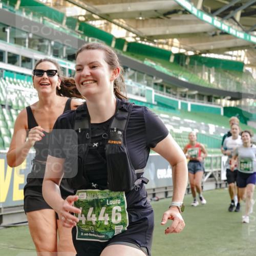 13.09.2026 - 21. swb-Marathon Bremen Michael Burmester http://msf.ph/oto/10420866 13.09.2026 13:21:51 Laufen im Stadion 128, 211, 258, 343, 351, 423, 441, 571, 601, 620, 704, 782, 851, 1060, 1094, 1157, 1158, 1177, 1259, 1316, 1344, 1417, 1439, 1518, 1657, 1669, 1676, 1729, 1808, 1846, 1883, 2139, 2201, 2258, 2278, 2290, 2394, 2395, 2414, 2417, 2437, 2504, 2519, 2551, 2588, 2619, 2632, 2652, 2660, 2685, 2711, 2736, 2793, 2828, 2886, 2954, 2964, 2995, 3004, 3010, 3022, 3034, 3036, 3070, 3074, 3102, 3144, 3225, 3351, 3682, 3784, 4020, 4431, 4584, 1506 meine-sportfotos.de