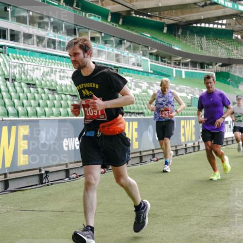 13.09.2026 - 21. swb-Marathon Bremen Michael Burmester http://msf.ph/oto/10420877 13.09.2026 12:59:02 Laufen im Stadion 141, 148, 191, 226, 232, 334, 511, 672, 745, 789, 790, 909, 972, 1080, 1119, 1166, 1191, 1199, 1281, 1516, 1535, 1642, 1647, 1752, 1881, 1931, 1933, 2046, 2210, 2289, 2343, 2367, 2371, 2397, 2423, 2425, 2481, 2570, 2577, 2771, 2806, 2807, 2827, 2885, 2899, 2903, 2953, 2961, 2979, 3015, 3021, 3098, 3120, 3124, 3138, 3148, 3182, 3186, 3190, 3233, 3319, 3338, 3435, 3516, 3531, 3534, 3560, 3652, 3655, 3695, 3930, 3933, 3934, 205 meine-sportfotos.de