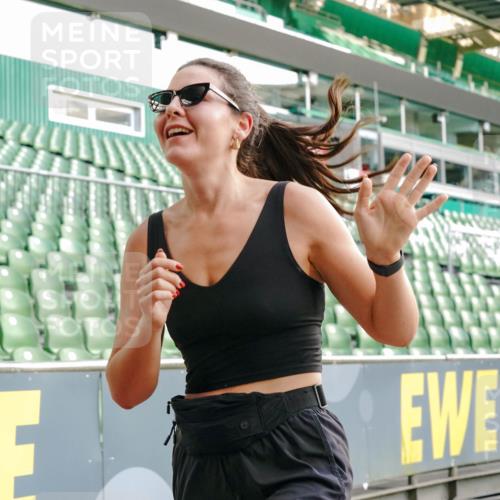 13.09.2026 - 21. swb-Marathon Bremen Michael Burmester http://msf.ph/oto/10420896 13.09.2026 13:21:52 Laufen im Stadion 128, 211, 258, 343, 351, 423, 441, 571, 601, 620, 704, 782, 851, 1060, 1094, 1157, 1158, 1177, 1259, 1316, 1344, 1417, 1439, 1518, 1657, 1669, 1676, 1729, 1808, 1846, 1883, 2139, 2201, 2258, 2278, 2290, 2394, 2395, 2414, 2417, 2437, 2504, 2519, 2551, 2588, 2619, 2632, 2652, 2660, 2685, 2711, 2736, 2793, 2828, 2886, 2954, 2964, 2995, 3004, 3010, 3022, 3034, 3036, 3070, 3074, 3102, 3144, 3225, 3351, 3682, 3784, 4020, 4431, 4584, 1506 meine-sportfotos.de