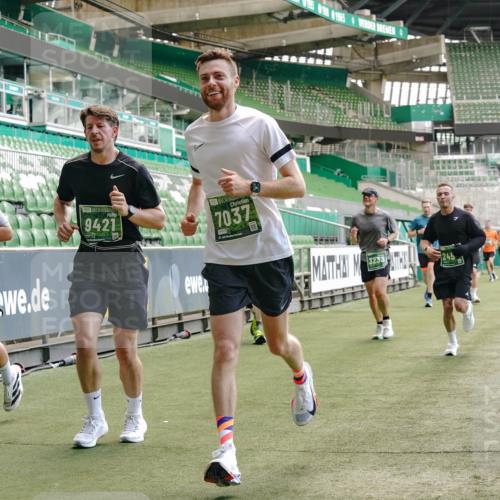 13.09.2026 - 21. swb-Marathon Bremen Michael Burmester http://msf.ph/oto/10420962 13.09.2026 12:59:06 Laufen im Stadion 141, 148, 191, 226, 232, 511, 672, 745, 789, 790, 909, 972, 1080, 1119, 1166, 1191, 1199, 1209, 1281, 1516, 1535, 1642, 1647, 1752, 1881, 1931, 1933, 2046, 2088, 2210, 2289, 2343, 2367, 2371, 2397, 2423, 2425, 2481, 2517, 2570, 2577, 2771, 2806, 2807, 2827, 2885, 2899, 2903, 2953, 2961, 2979, 3015, 3021, 3098, 3120, 3124, 3138, 3148, 3182, 3186, 3190, 3233, 3319, 3338, 3435, 3516, 3531, 3534, 3560, 3652, 3655, 3695, 3861, 3930, 3933, 3934, 205 meine-sportfotos.de