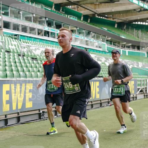 13.09.2026 - 21. swb-Marathon Bremen Michael Burmester http://msf.ph/oto/10421014 13.09.2026 12:59:08 Laufen im Stadion 141, 148, 191, 226, 232, 511, 672, 745, 789, 790, 909, 972, 1080, 1119, 1166, 1191, 1199, 1209, 1281, 1516, 1642, 1647, 1752, 1931, 1933, 2046, 2088, 2210, 2289, 2343, 2367, 2397, 2423, 2425, 2481, 2517, 2570, 2577, 2771, 2806, 2807, 2827, 2885, 2899, 2953, 2961, 2979, 3015, 3021, 3098, 3120, 3124, 3138, 3148, 3182, 3186, 3190, 3233, 3273, 3319, 3338, 3435, 3516, 3531, 3534, 3560, 3652, 3655, 3695, 3861, 3930, 3933, 3934, 205 meine-sportfotos.de