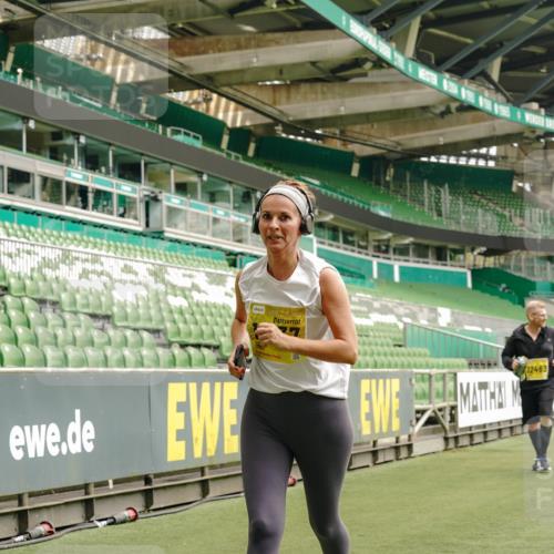 13.09.2026 - 21. swb-Marathon Bremen Michael Burmester http://msf.ph/oto/10421044 13.09.2026 10:44:35 Laufen im Stadion 10004, 10005, 10137, 10176, 10191, 10192, 10194, 10271, 10295, 10325, 10335, 10344, 10402, 10459, 10474, 10513, 10568, 10600, 10605, 10606, 10629, 10679, 10713, 10756, 10779, 10882, 10899, 10900, 10979, 10997, 10999, 11081, 11200, 11217, 11233, 11264, 11307, 11333, 11337, 11355, 11385, 11408, 11448, 11456, 11461, 11482, 11495, 11629, 11808, 11932, 11943, 12057, 12089, 12151, 12224, 12226, 12311, 12321, 12334, 12539 meine-sportfotos.de