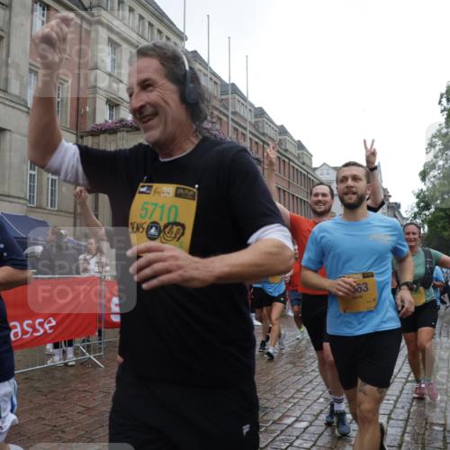 13.09.2026 - Kiel Lauf Yannick Fuchs http://msf.ph/oto/10421052 13.09.2026 10:53:29 Ziel 168, 207, 1199, 1757, 2692, 2859, 3498, 4005, 4515, 4657, 5285, 5766, 5769, 5788, 6543, 6712, 6821, 6926, 7021, 7132, 7365, 7571, 7649, 8003, 9677, 11166, 11253, 11537, 11556, 12380, 12513, 127, 373, 1071, 1486, 2174, 2336, 2859, 3104, 3153, 3173, 3500, 3587, 3657, 4196, 5329, 5642, 5643, 5691, 5710, 5838, 5924, 6015, 6055, 6104, 6161, 6181, 6374, 6695, 6777, 7139, 7596, 7869, 8422, 8483, 8516, 8518, 8580, 8863, 8905, 8935, 9749, 10276, 10367, 10721, 11074, 11097, 11253 meine-sportfotos.de