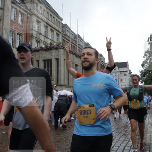 13.09.2026 - Kiel Lauf Yannick Fuchs http://msf.ph/oto/10421068 13.09.2026 10:53:30 Ziel 168, 207, 1199, 1757, 2692, 3027, 3498, 4005, 4515, 4657, 5285, 5766, 5769, 5788, 6543, 6712, 6821, 6926, 7021, 7132, 7365, 7571, 7599, 7649, 8003, 8821, 9677, 11166, 11537, 11556, 12380, 12513, 127, 373, 1071, 1486, 2174, 2336, 2859, 3104, 3153, 3173, 3500, 3587, 3657, 4196, 5642, 5643, 5691, 5710, 5924, 6015, 6055, 6104, 6161, 6181, 6374, 6695, 6777, 7139, 7596, 7869, 8422, 8483, 8516, 8518, 8863, 8905, 9749, 10276, 10367, 10721, 11074, 11097, 11253 meine-sportfotos.de