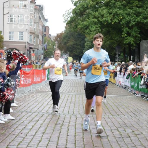 13.09.2026 - Kiel Lauf Yannick Fuchs http://msf.ph/oto/10421069 13.09.2026 09:43:01 Ziel 1040, 1213, 3849, 3850, 5530, 7874, 8191, 9311, 9354, 9629, 11753, 12678, 142, 445, 762, 771, 1045, 1777, 2608, 3827, 4322, 4548, 5559, 6075, 6213, 6423, 6542, 6913, 8532, 8870, 9311, 9519, 9592, 9706, 11721, 12190, 12678, 255, 623, 1508, 3041, 5929, 6377, 7099, 7532, 8808, 9933, 10047, 10118, 12259, 445, 771, 2914, 2955, 2977, 5559, 6099, 6542, 10938, 12190 meine-sportfotos.de
