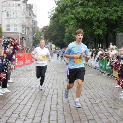 13.09.2026 - Kiel Lauf Yannick Fuchs http://msf.ph/oto/10421073 13.09.2026 09:43:01 Ziel 1040, 1213, 3849, 3850, 5530, 7874, 8191, 9311, 9354, 9629, 11753, 12678, 142, 445, 762, 771, 1045, 1777, 2608, 3827, 4322, 4548, 5559, 6075, 6213, 6423, 6542, 6913, 8532, 8870, 9311, 9519, 9592, 9706, 11721, 12190, 12678, 255, 623, 1508, 3041, 5929, 6377, 7099, 7532, 8808, 9933, 10047, 10118, 12259, 445, 771, 2914, 2955, 2977, 5559, 6099, 6542, 10938, 12190 meine-sportfotos.de