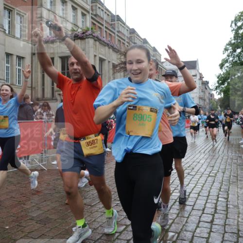 13.09.2026 - Kiel Lauf Yannick Fuchs http://msf.ph/oto/10421112 13.09.2026 10:53:32 Ziel 183, 1199, 1757, 2692, 3027, 3498, 4005, 4515, 4657, 5285, 5766, 5769, 5788, 6543, 6712, 6821, 6926, 7021, 7132, 7365, 7571, 7599, 7649, 8003, 8821, 9198, 9677, 11166, 11537, 11556, 11912, 12380, 12513, 127, 168, 207, 373, 1071, 2174, 2336, 2859, 3104, 3153, 3173, 3500, 3587, 3657, 4196, 5642, 5643, 5691, 5924, 6015, 6055, 6104, 6161, 6181, 6374, 6695, 6777, 7139, 7596, 7869, 8422, 8483, 8518, 8905, 9749, 10276, 10367, 10721, 11074, 11097, 11253 meine-sportfotos.de