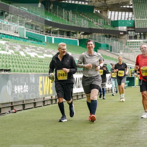 13.09.2026 - 21. swb-Marathon Bremen Michael Burmester http://msf.ph/oto/10421114 13.09.2026 10:44:37 Laufen im Stadion 10004, 10005, 10137, 10176, 10191, 10192, 10194, 10271, 10295, 10325, 10335, 10344, 10402, 10430, 10459, 10513, 10568, 10600, 10605, 10606, 10629, 10679, 10713, 10756, 10779, 10882, 10899, 10900, 10979, 10997, 10999, 11081, 11200, 11217, 11233, 11264, 11307, 11333, 11337, 11355, 11385, 11408, 11448, 11456, 11461, 11482, 11495, 11629, 11808, 11932, 11943, 12057, 12089, 12151, 12224, 12226, 12311, 12321, 12334, 12539 meine-sportfotos.de