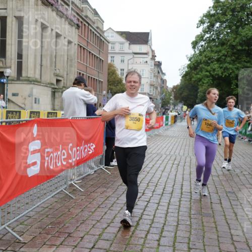13.09.2026 - Kiel Lauf Yannick Fuchs http://msf.ph/oto/10421115 13.09.2026 09:43:03 Ziel 1040, 1213, 3041, 3849, 3850, 5530, 7874, 8191, 9354, 11753, 12259, 142, 762, 771, 1045, 1777, 2608, 3827, 3849, 4322, 4548, 6075, 6213, 6423, 6542, 6913, 8532, 8870, 9311, 9519, 9592, 9629, 9706, 11721, 12190, 12678, 255, 623, 1508, 4256, 5929, 6377, 7099, 7532, 8066, 8808, 9933, 10047, 10118, 445, 771, 1777, 2914, 2955, 2977, 5559, 6099, 6213, 6542, 12190 meine-sportfotos.de