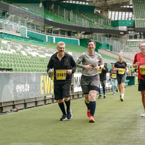 13.09.2026 - 21. swb-Marathon Bremen Michael Burmester http://msf.ph/oto/10421124 13.09.2026 10:44:37 Laufen im Stadion 10004, 10005, 10137, 10176, 10191, 10192, 10194, 10271, 10295, 10325, 10335, 10344, 10402, 10430, 10459, 10513, 10568, 10600, 10605, 10606, 10629, 10679, 10713, 10756, 10779, 10882, 10899, 10900, 10979, 10997, 10999, 11081, 11200, 11217, 11233, 11264, 11307, 11333, 11337, 11355, 11385, 11408, 11448, 11456, 11461, 11482, 11495, 11629, 11808, 11932, 11943, 12057, 12089, 12151, 12224, 12226, 12311, 12321, 12334, 12539 meine-sportfotos.de