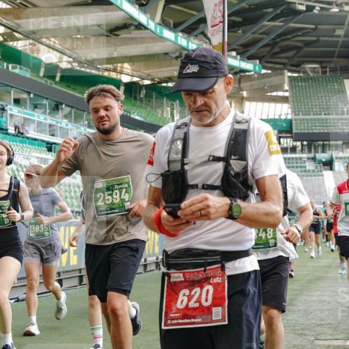 13.09.2026 - 21. swb-Marathon Bremen Michael Burmester http://msf.ph/oto/10421130 13.09.2026 13:22:02 Laufen im Stadion 128, 160, 211, 258, 343, 351, 423, 441, 571, 601, 620, 704, 782, 851, 1060, 1094, 1157, 1158, 1177, 1259, 1316, 1344, 1417, 1439, 1518, 1657, 1669, 1676, 1691, 1729, 1808, 1846, 1883, 2139, 2201, 2258, 2278, 2290, 2394, 2395, 2414, 2437, 2504, 2519, 2551, 2588, 2619, 2632, 2652, 2660, 2685, 2711, 2736, 2793, 2828, 2886, 2954, 2964, 2995, 3004, 3010, 3022, 3034, 3070, 3074, 3102, 3144, 3225, 3351, 3530, 3682, 3784, 4020, 4406, 4407, 4431, 4584, 1506 meine-sportfotos.de