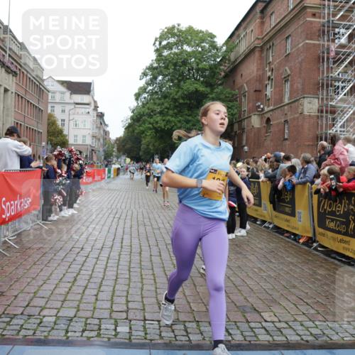 13.09.2026 - Kiel Lauf Yannick Fuchs http://msf.ph/oto/10421142 13.09.2026 09:43:04 Ziel 1040, 1213, 3041, 3850, 5530, 7874, 8191, 9354, 11753, 12259, 142, 762, 1045, 1777, 2608, 3827, 3849, 4322, 4548, 6075, 6213, 6423, 6913, 7874, 8532, 8870, 9311, 9519, 9592, 9629, 9706, 11721, 12190, 12678, 255, 623, 1508, 4256, 5929, 6377, 7099, 7532, 8066, 8808, 9933, 10047, 10118, 445, 771, 1045, 1777, 2914, 4548, 5559, 6075, 6099, 6213, 6542, 12190 meine-sportfotos.de
