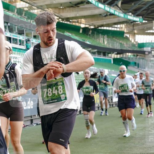 13.09.2026 - 21. swb-Marathon Bremen Michael Burmester http://msf.ph/oto/10421159 13.09.2026 13:22:03 Laufen im Stadion 128, 160, 211, 258, 343, 351, 423, 441, 571, 601, 620, 782, 851, 1060, 1094, 1157, 1158, 1177, 1259, 1316, 1344, 1417, 1439, 1518, 1657, 1669, 1676, 1691, 1729, 1808, 1846, 1883, 2139, 2201, 2258, 2278, 2290, 2394, 2395, 2414, 2437, 2504, 2519, 2551, 2588, 2619, 2632, 2652, 2660, 2685, 2711, 2736, 2793, 2828, 2886, 2954, 2964, 2995, 3004, 3010, 3022, 3034, 3070, 3074, 3102, 3144, 3225, 3351, 3530, 3682, 3784, 4020, 4406, 4407, 4431, 4584, 1506 meine-sportfotos.de