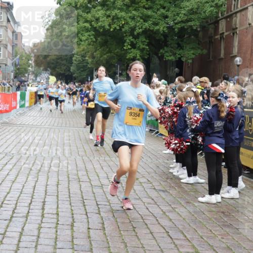13.09.2026 - Kiel Lauf Yannick Fuchs http://msf.ph/oto/10421165 13.09.2026 09:43:06 Ziel 1040, 3041, 3850, 5530, 8191, 9354, 10047, 11753, 12259, 142, 762, 1045, 1213, 1777, 2608, 3827, 3849, 4322, 4548, 6075, 6213, 6423, 6913, 7874, 8532, 8870, 9311, 9519, 9592, 9629, 9706, 11721, 12678, 255, 623, 1508, 4256, 5929, 6377, 7099, 7532, 7857, 8066, 8808, 9933, 10118, 445, 771, 1045, 1777, 2608, 4548, 5559, 6075, 6099, 6213, 6423, 6542, 6913, 12190 meine-sportfotos.de