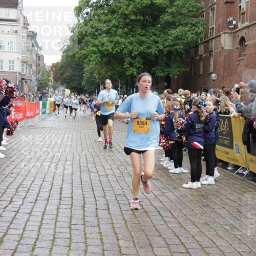 13.09.2026 - Kiel Lauf Yannick Fuchs http://msf.ph/oto/10421174 13.09.2026 09:43:07 Ziel 1040, 3041, 3850, 5530, 8191, 9354, 9933, 10047, 10118, 11753, 12259, 142, 762, 1045, 1213, 2608, 3827, 3849, 4322, 4548, 6075, 6423, 6913, 7874, 8191, 8532, 8870, 9311, 9519, 9592, 9629, 9706, 11721, 12678, 255, 623, 1508, 4256, 5929, 6377, 7099, 7532, 7857, 8066, 8808, 445, 771, 1045, 1777, 2608, 4548, 5559, 6075, 6099, 6213, 6423, 6542, 6913, 12190 meine-sportfotos.de