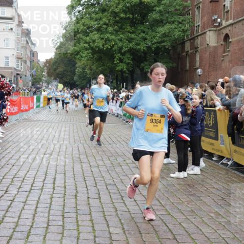13.09.2026 - Kiel Lauf Yannick Fuchs http://msf.ph/oto/10421185 13.09.2026 09:43:07 Ziel 1040, 3041, 3850, 5530, 8191, 9354, 9933, 10047, 10118, 11753, 12259, 142, 762, 1045, 1213, 2608, 3827, 3849, 4322, 4548, 6075, 6423, 6913, 7874, 8191, 8532, 8870, 9311, 9519, 9592, 9629, 9706, 11721, 12678, 255, 623, 1508, 4256, 5929, 6377, 7099, 7532, 7857, 8066, 8808, 445, 771, 1045, 1777, 2608, 4548, 5559, 6075, 6099, 6213, 6423, 6542, 6913, 12190 meine-sportfotos.de