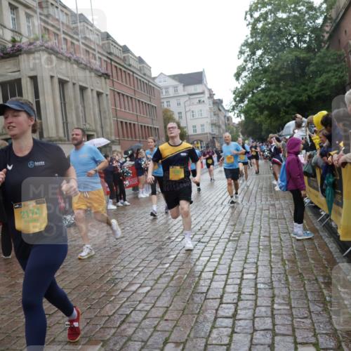 13.09.2026 - Kiel Lauf Yannick Fuchs http://msf.ph/oto/10421202 13.09.2026 10:53:50 Ziel 661, 1117, 1424, 2033, 2225, 2843, 3092, 3817, 3822, 3962, 4249, 4633, 4701, 5073, 5203, 5427, 5431, 5626, 5884, 6297, 6394, 6761, 7144, 7467, 7695, 8610, 8639, 8987, 9124, 9705, 10002, 10766, 11897, 12088, 12404, 168, 183, 207, 373, 1199, 1757, 2174, 2225, 2336, 2433, 2692, 2859, 3027, 3498, 3922, 4005, 4515, 4657, 5285, 5691, 5766, 5769, 5788, 6543, 6821, 7021, 7132, 7365, 7649, 10276, 10367, 11166, 11253, 11537, 11556, 12380, 2683, 3886, 12844 meine-sportfotos.de