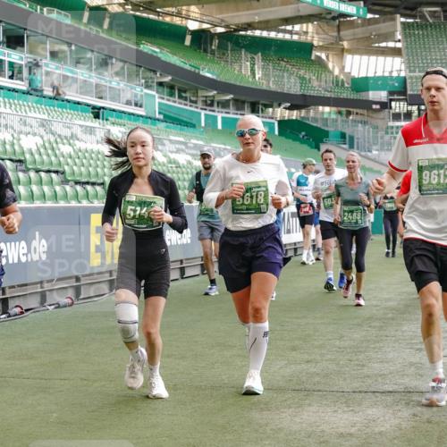 13.09.2026 - 21. swb-Marathon Bremen Michael Burmester http://msf.ph/oto/10421203 13.09.2026 13:22:04 Laufen im Stadion 128, 160, 211, 258, 343, 351, 423, 441, 571, 601, 620, 782, 851, 1060, 1094, 1157, 1158, 1177, 1259, 1316, 1344, 1417, 1439, 1518, 1657, 1669, 1676, 1691, 1729, 1808, 1846, 1883, 2139, 2201, 2258, 2278, 2290, 2394, 2395, 2414, 2437, 2504, 2519, 2551, 2588, 2619, 2632, 2652, 2660, 2685, 2711, 2736, 2793, 2828, 2954, 2964, 2995, 3004, 3010, 3022, 3034, 3070, 3074, 3102, 3144, 3225, 3351, 3530, 3682, 3784, 4020, 4406, 4407, 4431, 4584, 1506 meine-sportfotos.de