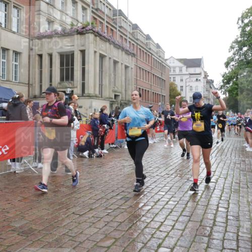 13.09.2026 - Kiel Lauf Yannick Fuchs http://msf.ph/oto/10421249 13.09.2026 10:53:56 Ziel 1117, 2033, 2683, 3092, 3269, 3817, 3822, 3886, 4045, 4101, 4276, 4581, 4701, 4867, 5073, 5203, 5427, 5431, 5506, 5621, 5626, 5650, 5675, 5678, 5884, 6297, 6394, 7144, 7518, 7695, 8610, 8639, 9124, 9666, 9705, 10146, 10766, 11486, 11897, 168, 183, 207, 661, 1199, 1424, 1757, 2225, 2433, 2692, 2843, 3027, 3498, 3922, 3962, 4005, 4249, 4515, 4633, 4657, 5285, 5766, 5769, 5788, 6543, 6821, 7021, 7132, 7365, 7649, 11166, 11537, 11556, 12380, 243 meine-sportfotos.de