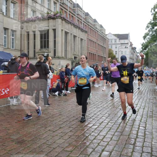 13.09.2026 - Kiel Lauf Yannick Fuchs http://msf.ph/oto/10421254 13.09.2026 10:53:56 Ziel 1117, 2033, 2683, 3092, 3269, 3817, 3822, 3886, 4045, 4101, 4276, 4581, 4701, 4867, 5073, 5203, 5427, 5431, 5506, 5621, 5626, 5650, 5675, 5678, 5884, 6297, 6394, 7144, 7518, 7695, 8610, 8639, 9124, 9666, 9705, 10146, 10766, 11486, 11897, 168, 183, 207, 661, 1199, 1424, 1757, 2225, 2433, 2692, 2843, 3027, 3498, 3922, 3962, 4005, 4249, 4515, 4633, 4657, 5285, 5766, 5769, 5788, 6543, 6821, 7021, 7132, 7365, 7649, 11166, 11537, 11556, 12380, 243 meine-sportfotos.de