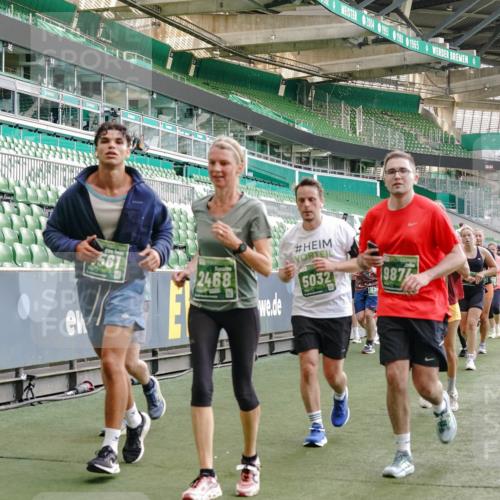 13.09.2026 - 21. swb-Marathon Bremen Michael Burmester http://msf.ph/oto/10421264 13.09.2026 13:22:07 Laufen im Stadion 128, 160, 211, 258, 343, 351, 423, 441, 571, 601, 620, 782, 851, 1060, 1094, 1157, 1158, 1177, 1259, 1316, 1344, 1417, 1439, 1518, 1657, 1669, 1676, 1691, 1729, 1808, 1846, 1883, 2139, 2201, 2258, 2278, 2290, 2414, 2504, 2551, 2619, 2632, 2652, 2660, 2685, 2711, 2736, 2828, 2954, 2964, 2995, 3004, 3010, 3022, 3034, 3070, 3074, 3144, 3225, 3351, 3530, 3682, 3784, 4020, 4054, 4406, 4407, 4431, 4584, 1506 meine-sportfotos.de