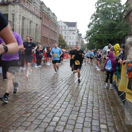 13.09.2026 - Kiel Lauf Yannick Fuchs http://msf.ph/oto/10421272 13.09.2026 10:53:58 Ziel 1117, 2033, 2683, 3024, 3092, 3269, 3817, 3822, 3886, 4045, 4101, 4276, 4581, 4701, 4867, 5073, 5203, 5431, 5506, 5621, 5626, 5650, 5675, 5678, 5680, 5884, 6297, 6394, 7144, 7518, 7535, 7695, 8610, 8639, 9124, 9517, 9618, 9666, 9705, 10146, 10766, 11486, 11897, 183, 661, 1199, 1424, 1757, 2225, 2433, 2692, 2843, 3027, 3498, 3922, 3962, 4005, 4249, 4515, 4633, 4657, 5073, 5285, 5427, 5766, 5769, 5788, 6543, 6821, 7021, 7132, 7365, 7649, 11166, 11537, 11556, 12380, 243 meine-sportfotos.de