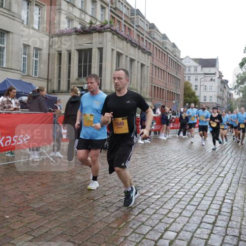 13.09.2026 - Kiel Lauf Yannick Fuchs http://msf.ph/oto/10421293 13.09.2026 10:54:00 Ziel 1117, 1740, 2033, 2683, 3024, 3092, 3269, 3822, 3886, 4045, 4101, 4264, 4276, 4581, 4701, 4867, 5119, 5203, 5431, 5506, 5621, 5626, 5650, 5675, 5678, 5680, 6297, 6394, 7144, 7518, 7535, 7695, 8610, 8639, 9088, 9517, 9618, 9666, 10119, 10146, 10766, 11486, 11897, 183, 661, 1199, 1424, 1757, 2033, 2225, 2433, 2692, 2843, 3027, 3498, 3817, 3822, 3922, 3962, 4249, 4515, 4633, 4657, 5073, 5285, 5427, 5766, 5769, 5788, 5884, 7021, 7132, 7649, 11166, 11537, 11556, 12380, 243 meine-sportfotos.de