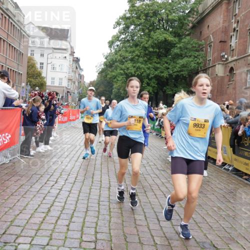 13.09.2026 - Kiel Lauf Yannick Fuchs http://msf.ph/oto/10421297 13.09.2026 09:43:15 Ziel 255, 623, 1508, 3041, 5929, 6377, 7099, 7532, 8808, 9354, 9933, 10047, 10118, 12259, 762, 1040, 1213, 3827, 3849, 3850, 4322, 5530, 7874, 8191, 8870, 9311, 9354, 9519, 9592, 9629, 11721, 11753, 12678, 40, 401, 1049, 1857, 4171, 4256, 7773, 7857, 7905, 8066, 8770, 8834, 10189, 10300, 11246, 12101, 12575, 142, 2608, 6423, 6913, 8532, 9519, 9592, 9706 meine-sportfotos.de