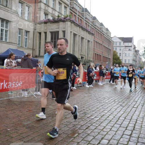 13.09.2026 - Kiel Lauf Yannick Fuchs http://msf.ph/oto/10421299 13.09.2026 10:54:00 Ziel 1117, 1740, 2033, 2683, 3024, 3092, 3269, 3822, 3886, 4045, 4101, 4264, 4276, 4581, 4701, 4867, 5119, 5203, 5431, 5506, 5621, 5626, 5650, 5675, 5678, 5680, 6297, 6394, 7144, 7518, 7535, 7695, 8610, 8639, 9088, 9517, 9618, 9666, 10119, 10146, 10766, 11486, 11897, 183, 661, 1199, 1424, 1757, 2033, 2225, 2433, 2692, 2843, 3027, 3498, 3817, 3822, 3922, 3962, 4249, 4515, 4633, 4657, 5073, 5285, 5427, 5766, 5769, 5788, 5884, 7021, 7132, 7649, 11166, 11537, 11556, 12380, 243 meine-sportfotos.de
