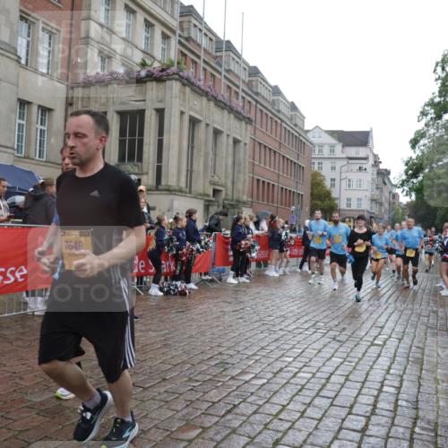 13.09.2026 - Kiel Lauf Yannick Fuchs http://msf.ph/oto/10421304 13.09.2026 10:54:00 Ziel 1117, 1740, 2033, 2683, 3024, 3092, 3269, 3822, 3886, 4045, 4101, 4264, 4276, 4581, 4701, 4867, 5119, 5203, 5431, 5506, 5621, 5626, 5650, 5675, 5678, 5680, 6297, 6394, 7144, 7518, 7535, 7695, 8610, 8639, 9088, 9517, 9618, 9666, 10119, 10146, 10766, 11486, 11897, 183, 661, 1199, 1424, 1757, 2033, 2225, 2433, 2692, 2843, 3027, 3498, 3817, 3822, 3922, 3962, 4249, 4515, 4633, 4657, 5073, 5285, 5427, 5766, 5769, 5788, 5884, 7021, 7132, 7649, 11166, 11537, 11556, 12380, 243 meine-sportfotos.de