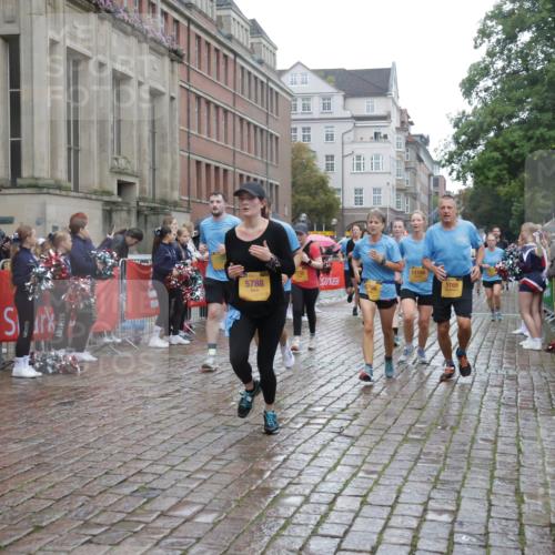 13.09.2026 - Kiel Lauf Yannick Fuchs http://msf.ph/oto/10421307 13.09.2026 10:54:01 Ziel 1117, 1740, 2683, 3024, 3092, 3269, 3886, 4045, 4101, 4264, 4276, 4581, 4701, 4867, 5119, 5203, 5431, 5506, 5621, 5626, 5650, 5675, 5678, 5680, 6297, 6394, 7144, 7518, 7535, 8610, 8639, 9088, 9517, 9618, 9666, 10084, 10119, 10146, 10766, 11486, 183, 661, 1199, 1424, 1757, 2033, 2225, 2433, 2692, 2843, 3027, 3092, 3498, 3817, 3822, 3922, 3962, 4249, 4515, 4633, 4657, 4701, 5073, 5285, 5427, 5766, 5769, 5788, 5884, 7021, 7132, 7649, 11166, 11537, 243 meine-sportfotos.de