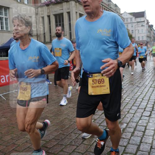 13.09.2026 - Kiel Lauf Yannick Fuchs http://msf.ph/oto/10421341 13.09.2026 10:54:04 Ziel 1740, 2683, 2746, 3024, 3269, 3649, 3886, 4045, 4101, 4264, 4276, 4525, 4581, 4867, 5119, 5392, 5506, 5621, 5626, 5650, 5675, 5678, 5680, 6394, 6519, 7276, 7518, 7535, 8639, 8925, 9088, 9517, 9618, 9666, 10084, 10119, 10146, 10766, 11486, 183, 661, 1117, 1199, 1424, 2033, 2225, 2433, 2692, 2843, 3027, 3092, 3498, 3817, 3822, 3922, 3962, 4249, 4515, 4633, 4657, 4701, 5073, 5203, 5285, 5427, 5431, 5766, 5769, 5788, 5884, 7021, 7132, 11166, 11537, 243 meine-sportfotos.de