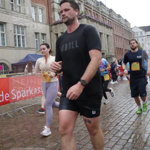 13.09.2026 - Kiel Lauf Yannick Fuchs http://msf.ph/oto/10421370 13.09.2026 10:54:09 Ziel 243, 548, 1343, 1740, 2196, 2471, 2579, 2746, 3024, 3269, 3293, 3337, 3649, 4264, 4310, 4525, 4582, 5119, 5392, 5621, 5675, 5678, 5680, 6519, 6888, 7276, 7518, 7535, 8849, 8925, 9088, 9400, 9517, 9618, 9863, 10084, 10119, 10443, 11961, 12746, 183, 661, 1117, 1199, 1424, 2033, 2225, 2433, 2683, 2843, 3027, 3092, 3817, 3822, 3886, 3922, 3962, 4045, 4101, 4249, 4276, 4581, 4633, 4701, 4867, 5073, 5203, 5427, 5431, 5506, 5626, 5650, 5675, 5678, 5884, 7518, 183 meine-sportfotos.de