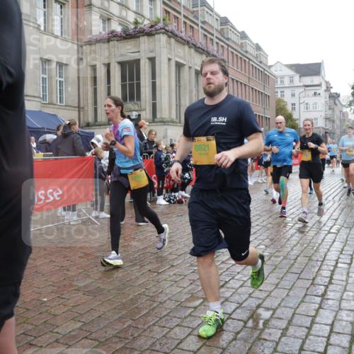 13.09.2026 - Kiel Lauf Yannick Fuchs http://msf.ph/oto/10421374 13.09.2026 10:54:09 Ziel 243, 548, 1343, 1740, 2196, 2471, 2579, 2746, 3024, 3269, 3293, 3337, 3649, 4264, 4310, 4525, 4582, 5119, 5392, 5621, 5675, 5678, 5680, 6519, 6888, 7276, 7518, 7535, 8849, 8925, 9088, 9400, 9517, 9618, 9863, 10084, 10119, 10443, 11961, 12746, 183, 661, 1117, 1199, 1424, 2033, 2225, 2433, 2683, 2843, 3027, 3092, 3817, 3822, 3886, 3922, 3962, 4045, 4101, 4249, 4276, 4581, 4633, 4701, 4867, 5073, 5203, 5427, 5431, 5506, 5626, 5650, 5675, 5678, 5884, 7518, 183 meine-sportfotos.de