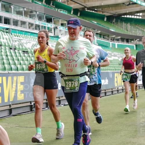 13.09.2026 - 21. swb-Marathon Bremen Michael Burmester http://msf.ph/oto/10421376 13.09.2026 12:59:20 Laufen im Stadion 135, 141, 148, 191, 226, 232, 260, 342, 511, 672, 745, 789, 790, 972, 1080, 1119, 1166, 1191, 1199, 1209, 1281, 1493, 1494, 1516, 1642, 1647, 1931, 1933, 2088, 2210, 2289, 2343, 2367, 2397, 2425, 2481, 2517, 2570, 2577, 2686, 2771, 2806, 2807, 2827, 2885, 2899, 2914, 2953, 2961, 2979, 3015, 3021, 3076, 3098, 3120, 3124, 3138, 3148, 3186, 3190, 3233, 3273, 3338, 3435, 3516, 3531, 3534, 3560, 3652, 3655, 3695, 3855, 3861, 3930, 3933, 3934, 205 meine-sportfotos.de