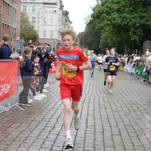 13.09.2026 - Kiel Lauf Yannick Fuchs http://msf.ph/oto/10421378 13.09.2026 09:43:22 Ziel 255, 623, 1508, 4256, 5929, 6377, 7099, 7532, 7857, 8066, 8808, 9933, 10118, 1040, 1213, 3041, 3827, 3849, 3850, 5530, 7874, 8191, 8870, 9311, 9354, 9629, 9933, 10047, 10118, 11721, 11753, 12259, 12678, 40, 401, 1049, 1833, 1857, 4171, 5964, 7773, 7905, 8770, 8834, 9323, 9934, 10189, 10300, 10460, 11246, 12101, 12164, 12575, 762, 3827, 4322, 8870, 9519, 9592, 11721 meine-sportfotos.de