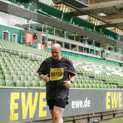 13.09.2026 - 21. swb-Marathon Bremen Michael Burmester http://msf.ph/oto/10421422 13.09.2026 10:44:52 Laufen im Stadion 10137, 10176, 10191, 10192, 10194, 10202, 10242, 10271, 10295, 10325, 10335, 10344, 10402, 10430, 10459, 10513, 10524, 10568, 10600, 10605, 10606, 10629, 10651, 10679, 10713, 10756, 10779, 10882, 10899, 10900, 10979, 10997, 10999, 11081, 11200, 11217, 11233, 11264, 11307, 11333, 11337, 11355, 11385, 11408, 11448, 11456, 11461, 11482, 11495, 11629, 11808, 11932, 11943, 12057, 12089, 12151, 12153, 12177, 12178, 12224, 12226, 12311, 12321, 12334, 12539, 10148 meine-sportfotos.de