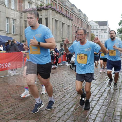 13.09.2026 - Kiel Lauf Yannick Fuchs http://msf.ph/oto/10421497 13.09.2026 10:54:25 Ziel 394, 932, 1127, 1613, 1765, 2259, 3729, 4246, 4827, 5318, 5560, 5578, 6063, 6208, 6571, 6887, 7558, 8328, 8640, 8711, 9655, 10049, 11156, 12526, 243, 548, 1117, 1343, 1740, 1765, 2033, 2196, 2471, 2579, 2683, 2746, 3024, 3092, 3269, 3293, 3337, 3649, 3729, 3822, 3886, 4045, 4101, 4264, 4276, 4310, 4525, 4581, 4582, 4701, 4867, 5119, 5203, 5392, 5431, 5506, 5621, 5626, 5650, 5675, 5678, 5680, 6519, 6888, 7276, 7518, 7535, 8640, 8849, 8925, 9088, 9400 meine-sportfotos.de