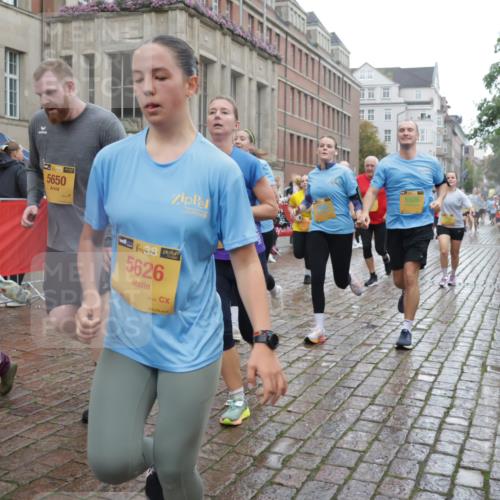 13.09.2026 - Kiel Lauf Yannick Fuchs http://msf.ph/oto/10421539 13.09.2026 10:54:29 Ziel 394, 1127, 1287, 2259, 2506, 4246, 4502, 5318, 5560, 5578, 6063, 6166, 6208, 6571, 6887, 7558, 8328, 8711, 8867, 9462, 9633, 9655, 10049, 11156, 11529, 12526, 12710, 243, 394, 548, 932, 1343, 1613, 1740, 1765, 2196, 2471, 2579, 2683, 2746, 3024, 3269, 3293, 3337, 3649, 3729, 3886, 4045, 4101, 4264, 4276, 4310, 4525, 4581, 4582, 4827, 4867, 5119, 5392, 5506, 5621, 5626, 5650, 5675, 5678, 5680, 6519, 6888, 7276, 7518, 7535, 8640, 8849, 8925, 9088, 9400, 396 meine-sportfotos.de