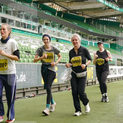 13.09.2026 - 21. swb-Marathon Bremen Michael Burmester http://msf.ph/oto/10421549 13.09.2026 10:45:03 Laufen im Stadion 10137, 10176, 10191, 10192, 10194, 10202, 10242, 10295, 10325, 10335, 10344, 10430, 10459, 10513, 10524, 10568, 10600, 10605, 10606, 10629, 10651, 10679, 10713, 10756, 10779, 10882, 10979, 10997, 10999, 11081, 11200, 11233, 11307, 11309, 11333, 11337, 11355, 11367, 11385, 11408, 11448, 11495, 11629, 11808, 11932, 11943, 12057, 12089, 12151, 12153, 12177, 12178, 12224, 12226, 12311, 12321, 12334, 12539, 10148 meine-sportfotos.de
