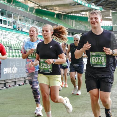 13.09.2026 - 21. swb-Marathon Bremen Michael Burmester http://msf.ph/oto/10421576 13.09.2026 13:22:19 Laufen im Stadion 128, 160, 211, 258, 343, 351, 423, 441, 571, 601, 609, 620, 782, 851, 892, 1060, 1094, 1157, 1158, 1177, 1178, 1259, 1316, 1344, 1417, 1518, 1657, 1669, 1676, 1691, 1729, 1746, 1788, 1808, 1883, 2201, 2213, 2258, 2290, 2414, 2433, 2475, 2504, 2526, 2551, 2619, 2632, 2652, 2660, 2685, 2711, 2736, 2828, 2954, 2964, 2995, 3010, 3022, 3034, 3070, 3074, 3144, 3225, 3252, 3347, 3351, 3505, 3530, 3682, 3784, 4020, 4054, 4231, 4406, 4407, 4431, 4584, 1506 meine-sportfotos.de