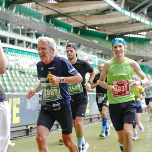 13.09.2026 - 21. swb-Marathon Bremen Michael Burmester http://msf.ph/oto/10421680 13.09.2026 12:59:34 Laufen im Stadion 135, 141, 148, 191, 226, 232, 260, 342, 511, 651, 672, 745, 972, 1080, 1166, 1209, 1281, 1368, 1493, 1494, 1516, 1642, 1647, 1650, 1861, 1931, 1933, 1935, 1963, 2088, 2210, 2289, 2293, 2306, 2322, 2343, 2367, 2425, 2481, 2517, 2570, 2577, 2686, 2771, 2806, 2807, 2827, 2885, 2899, 2914, 2953, 2961, 2979, 3015, 3021, 3076, 3098, 3105, 3120, 3124, 3145, 3148, 3190, 3233, 3273, 3338, 3354, 3435, 3480, 3516, 3531, 3560, 3652, 3729, 3855, 3861, 3930, 3933, 3934, 205 meine-sportfotos.de